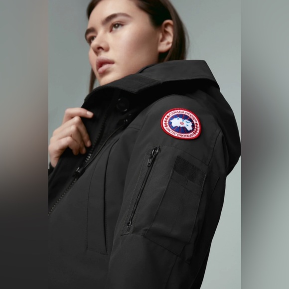 Canada Goose Montebello Parka - Picture 2 of 6